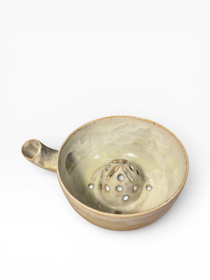 Berry Bowl Medium 010 - Ivory